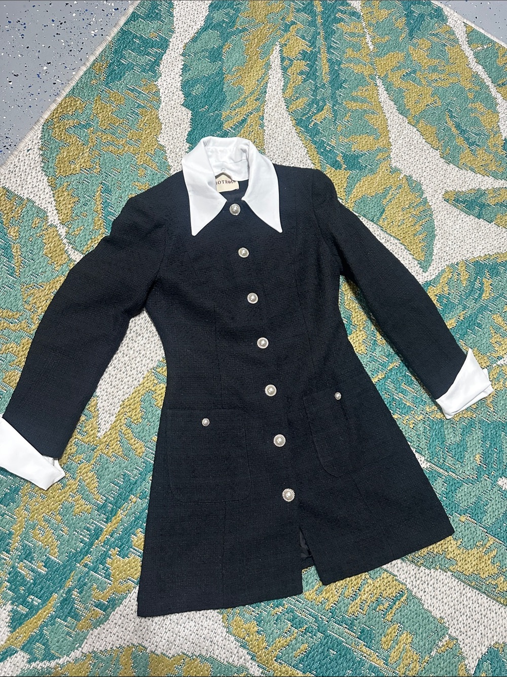 Women's Black Button-Front Blazer Coat with White Collar